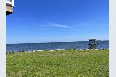 4881 Soundside Drive, Gulf Breeze, FL 32563 - Photo 3