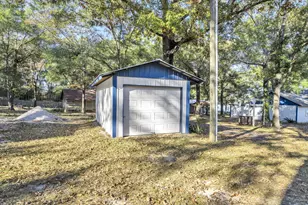 211 Holland Rd, Defuniak Springs, FL 32433 - Photo 27