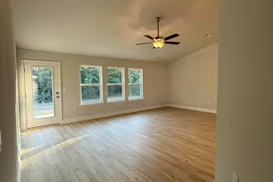 6131 Buckshot Dr, Crestview, FL 32539 - Photo 15