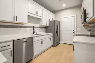 162 Westview Ave, Valparaiso, FL 32580 - Photo 11