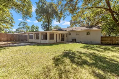 348 Chicago Avenue, Valparaiso, FL 32580 - Photo 5