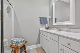 61b 6th St, Shalimar, FL 32579 - Photo 29