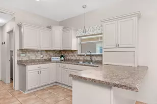 924 Shalimar Point Dr, Shalimar, FL 32579 - Photo 7
