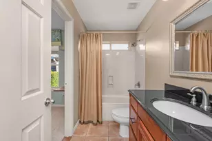 924 Shalimar Point Dr, Shalimar, FL 32579 - Photo 29