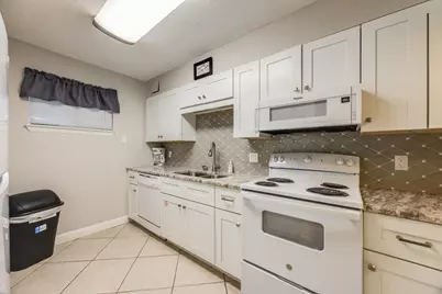 1114 Santa Rosa Boulevard #UNIT 208, Fort Walton Beach, FL 32548 - Photo 5
