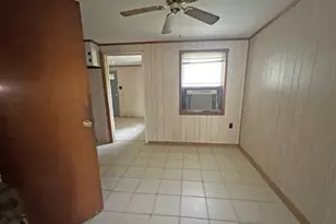 62 Bayview Dr, Paxton, FL 32567 - Photo 7