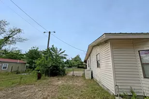 62 Bayview Dr, Paxton, FL 32567 - Photo 15