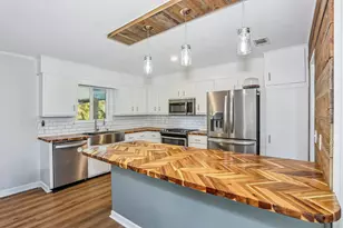 1360 La Paz Street St, Pensacola, FL 32506 - Photo 19