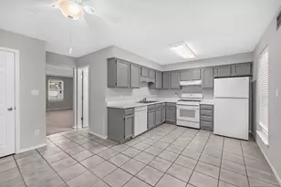 106 4th Ave, Shalimar, FL 32579 - Photo 5