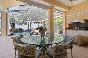 923 Lido Circle, Niceville, FL 32578 - Photo 3