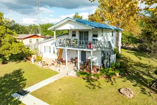 176 Bourbon St, Freeport, FL 32439 - Photo 27