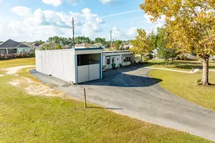 176 Bourbon St, Freeport, FL 32439 - Photo 25