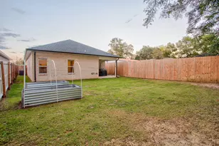 1522 27th St, Niceville, FL 32578 - Photo 47