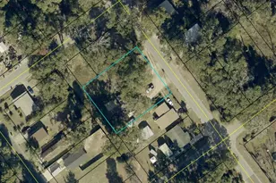 450 S Savage St, Crestview, FL 32536 - Photo 1
