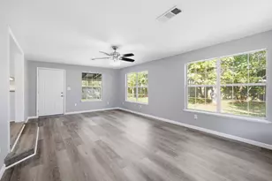 410 NW Nw Oakland Circle Circle, Fort Walton Beach, FL 32548 - Photo 11