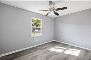410 NW Nw Oakland Circle Circle, Fort Walton Beach, FL 32548 - Photo 17