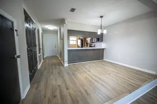 225 Carmel Dr, Fort Walton Beach, FL 32547 - Photo 3