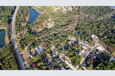 72 April Court, Freeport, FL 32439 - Photo 9
