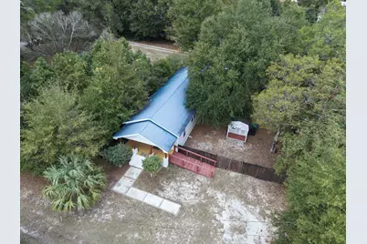 120 N Davis Lane, Defuniak Springs, FL 32433 - Photo 5