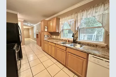 120 N Davis Lane, Defuniak Springs, FL 32433 - Photo 17