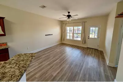 204 B Spencer Place, Niceville, FL 32578 - Photo 5