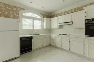 204 Laura Ln, Gulf Breeze, FL 32561 - Photo 39