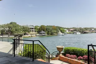 204 Laura Ln, Gulf Breeze, FL 32561 - Photo 23