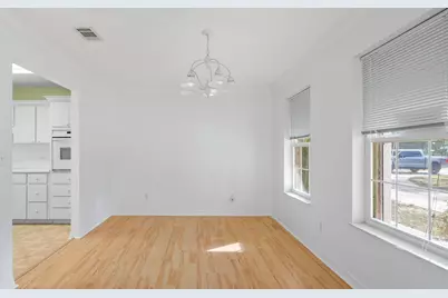 314 Lakeview Drive, Defuniak Springs, FL 32433 - Photo 9