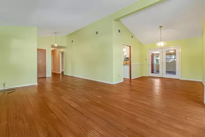655 NE Merioneth Drive, Fort Walton Beach, FL 32547 - Photo 9