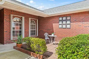 8875 Cagle Dr, Navarre, FL 32566 - Photo 5