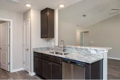 6011 Emmy Lynn Ln, Crestview, FL 32539 - Photo 5