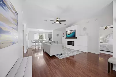 101 SW Cowrie Avenue, Fort Walton Beach, FL 32548 - Photo 9