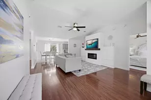 101 SW Cowrie Ave, Fort Walton Beach, FL 32548 - Photo 9
