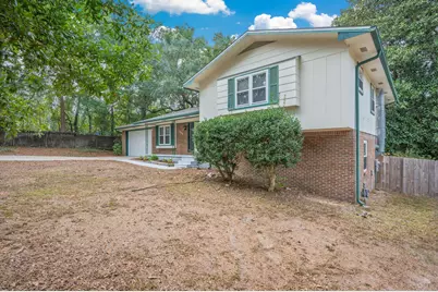 2401 Roberts Drive, Niceville, FL 32578 - Photo 3