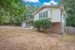 2401 Roberts Dr, Niceville, FL 32578 - Photo 3
