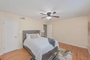 2401 Roberts Dr, Niceville, FL 32578 - Photo 19