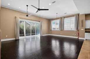 4196 Mossy Cove Ct, Niceville, FL 32578 - Photo 11