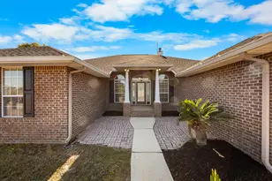 2392 Agerton St, Crestview, FL 32536 - Photo 5