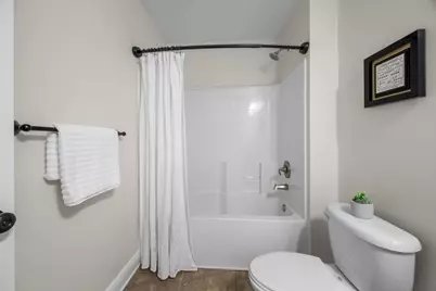 2392 Agerton Street, Crestview, FL 32536 - Photo 49