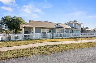722 Kelly St, Destin, FL 32541 - Photo 1