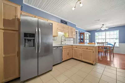 108 Long Pointe Drive, Mary Esther, FL 32569 - Photo 11