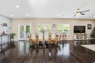 1961 Chesapeake Ridge, Fort Walton Beach, FL 32547 - Photo 3