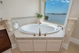 15 Plantation Oaks Dr, Mary Esther, FL 32569 - Photo 83