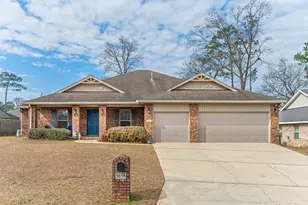5655 N Brook Dr, Crestview, FL 32539 - Photo 1