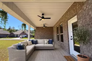 2731 Louis Cir, Crestview, FL 32536 - Photo 13