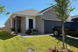 85 Natureview Wy, Freeport, FL 32439 - Photo 1
