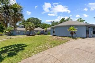 6904 Sea Turtle Cir, Navarre, FL 32566 - Photo 47