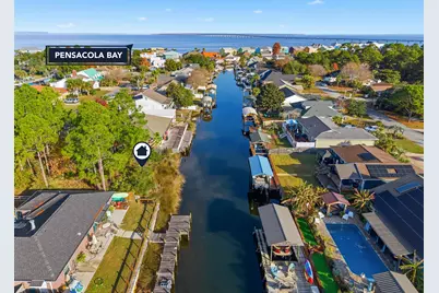 1634 Lahaina Court, Gulf Breeze, FL 32563 - Photo 13