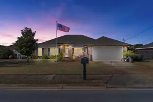 2121 Ortega St, Navarre, FL 32566 - Photo 1