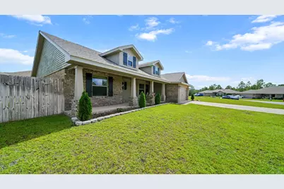 2045 Broad Street, Crestview, FL 32536 - Photo 3